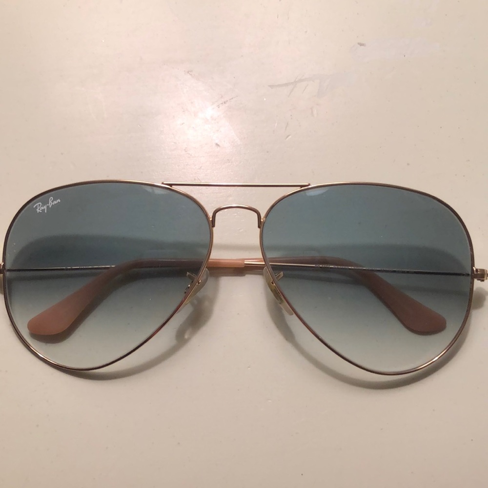Oversized ray bans barely worn